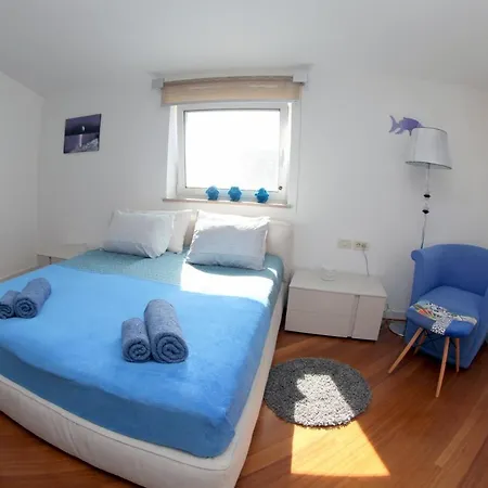 Luxury Marina View Apartment Izola Exterior photo
