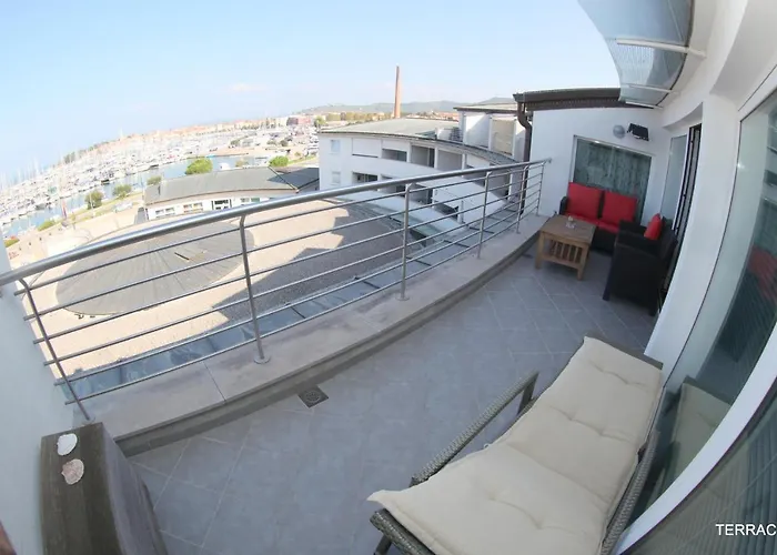 Luxury Marina View Apartment Izola