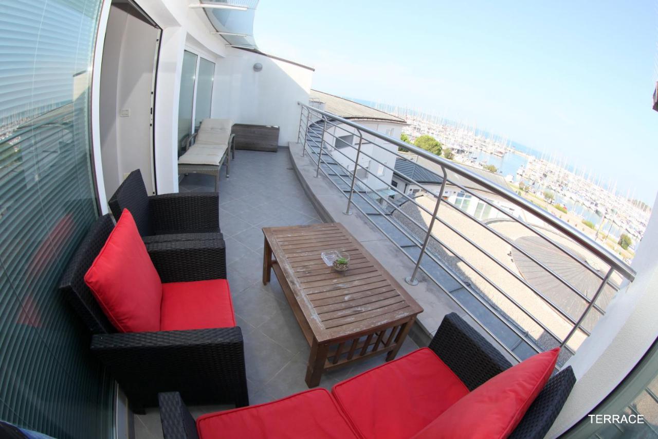 Luxury Marina View